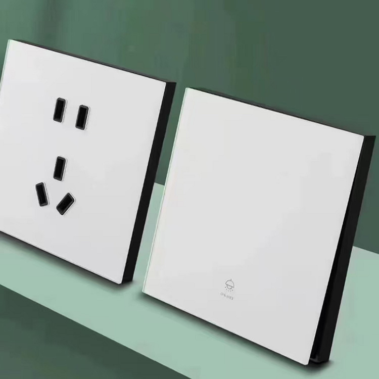 1.8mm鋼化玻璃面板